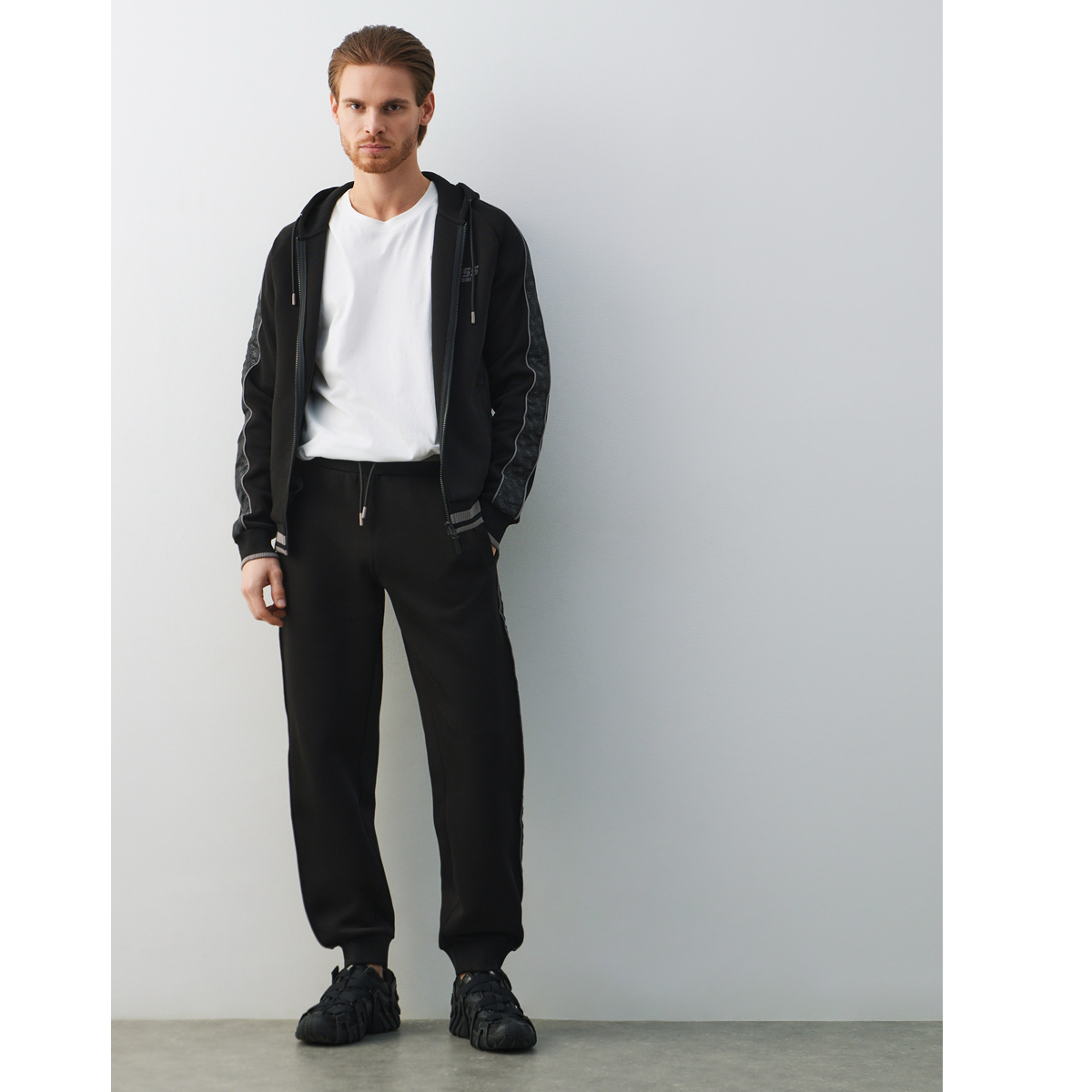 GUESS Finlo Cuffed Pant Ανδρικό Παντελόνι Φόρμας - 4